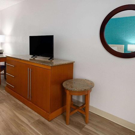 Inn At Atlantic City Hotel & Banquet Галуоей Екстериор снимка