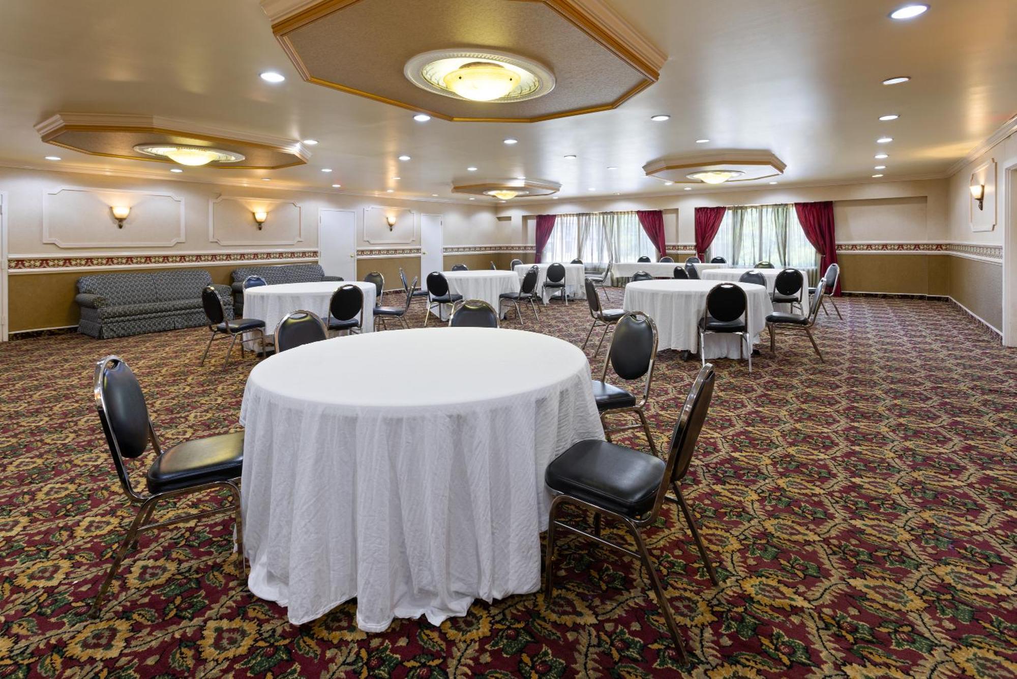 Inn At Atlantic City Hotel & Banquet Галуоей Екстериор снимка